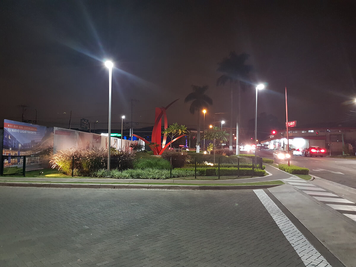 Slim LED street light